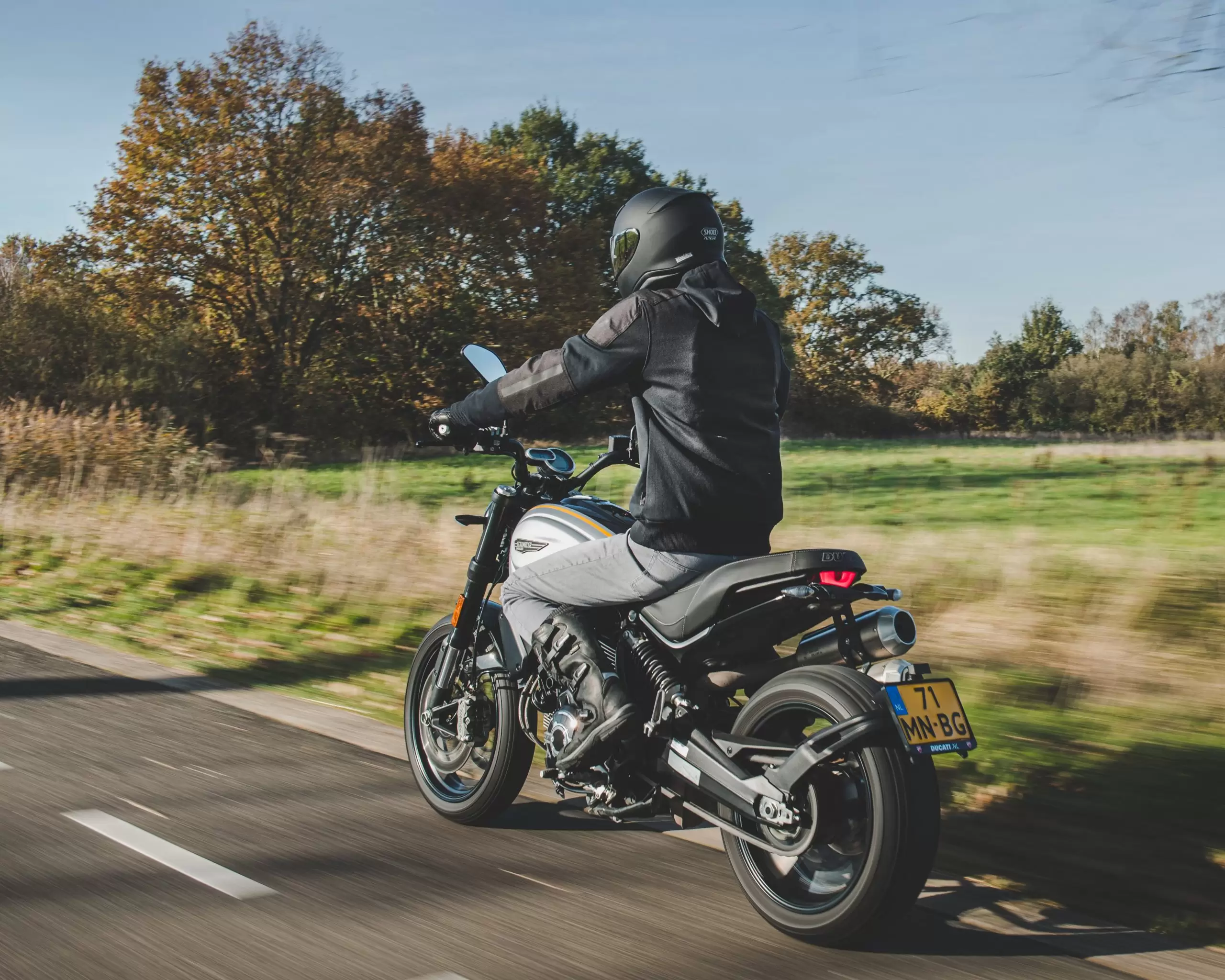 MKC Moto Winkel -MKC Moto Winkel DSC 2047 min scaled.jpg